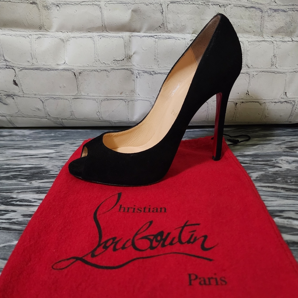 Christian Louboutin New Very Prive 120 Suede black